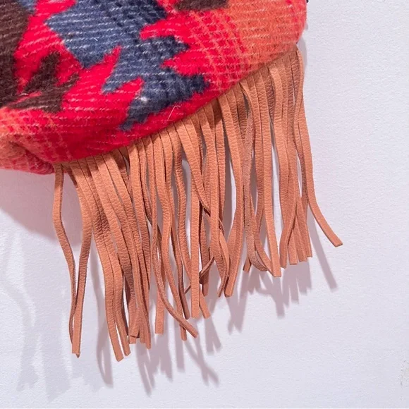 Rhonda Stark Boho Red and Brown Fringed Wristlet Clutch - Picture 2 of 3